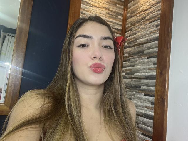 SharonKlart - Live porn &amp; sex cam - 25677481