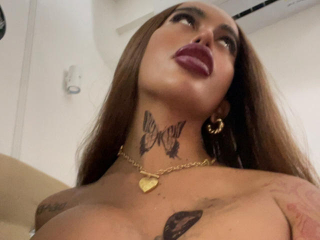 SanyaCarolina - Live sex cam - 25678369