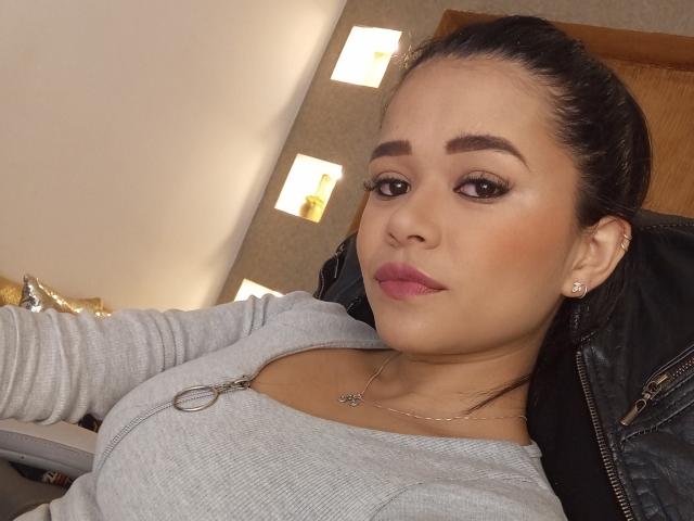 MistressVictoriaa - Live sexe cam - 25680165
