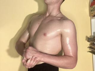 MoonLights69 - Sexe cam en vivo - 25681853