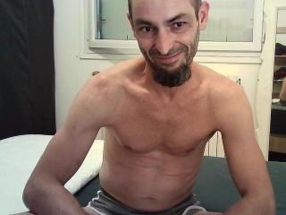 Ledjee - Live sex cam - 25682493