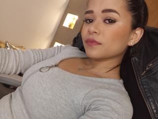 MistressVictoriaa - Live porn &amp; sex cam - 25682505