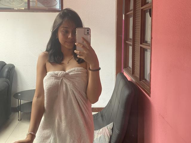 NicollSanchez - Live porn &amp; sex cam - 25684401