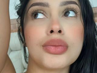 EmilyParkerr - Live sex cam - 25684821