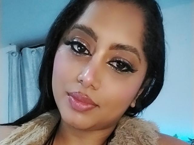 MariaCatalina - Porno na żywo i seks kamera - 25686245