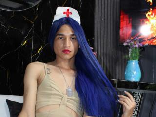 SaraLatin69 - Live sex cam - 25686837