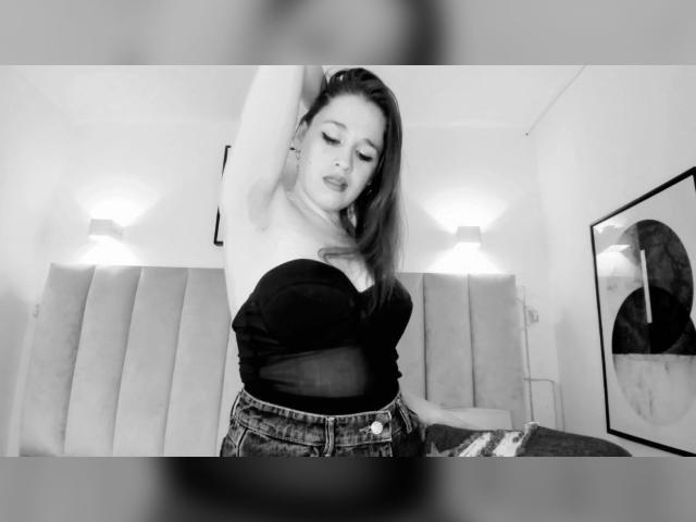 MillyGrey - Live porn &amp; sex cam - 25690797
