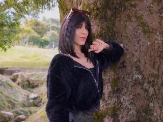 SiaraRealist - Live porn &amp; sex cam - 25692137