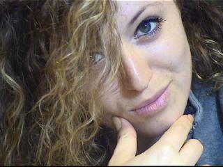 CurlySmile - Webcam live nude with this athletic build Hot chicks 