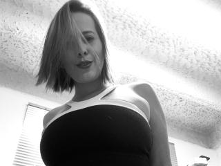SaritaVelez - Sexe cam en vivo - 25694373