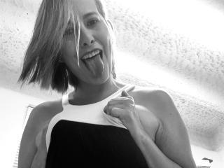 SaritaVelez - Sexe cam en vivo - 25694377