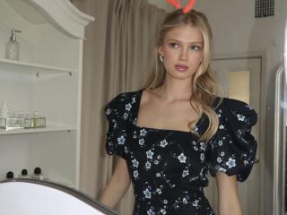 TheHottestBlonde - Live porn &amp; sex cam - 25695277