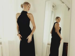 TheHottestBlonde - сексуальная веб-камера в реальном времени - 25695361