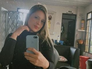 ChantalSex69 - Live sex cam - 25696169