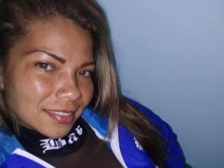LuceroLeiza - Live porn & sex cam - 25697125