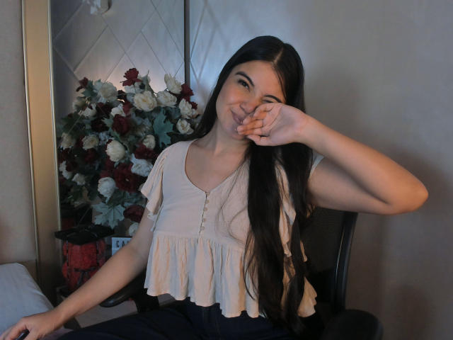 CamilaSofiia - Live Sex Cam - 25697765