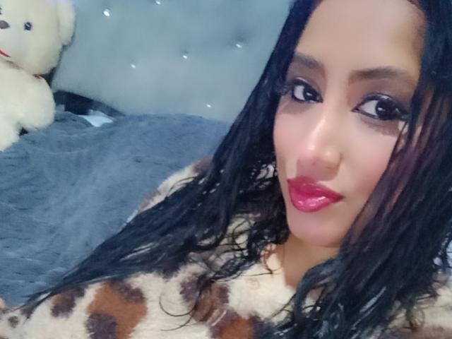 MariaCatalina - Live sex cam - 25699757