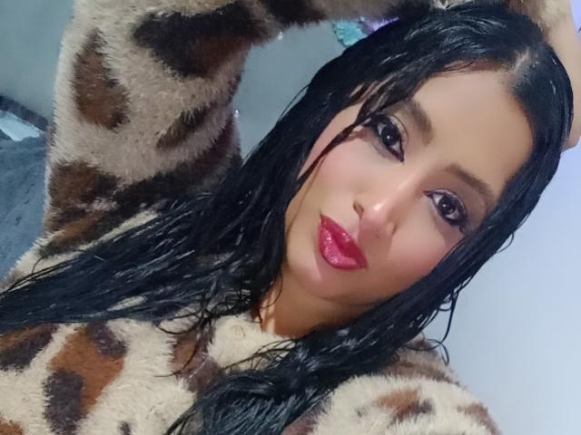 MariaCatalina - Live sex cam - 25699765
