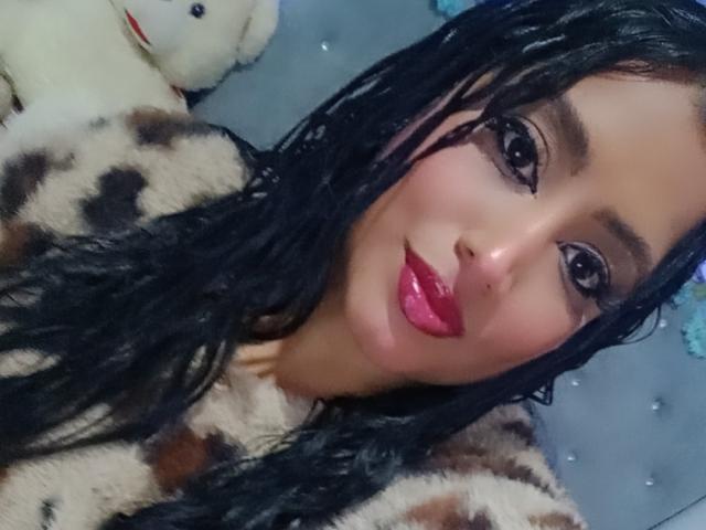 MariaCatalina - Live sex cam - 25699837