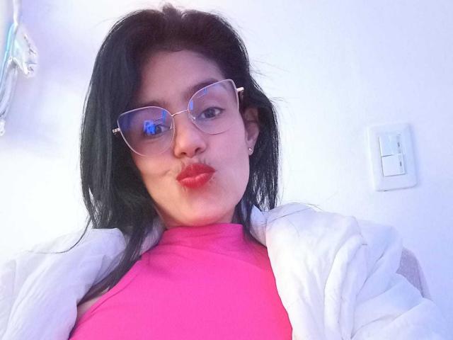ElizabethManson - Live Sex Cam - 25703833