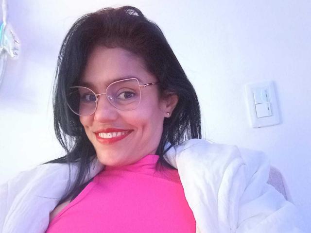 ElizabethManson - Live Sex Cam - 25703849
