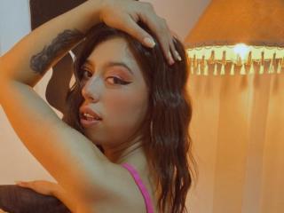 SaraHall - Live porn & sex cam - 25704285