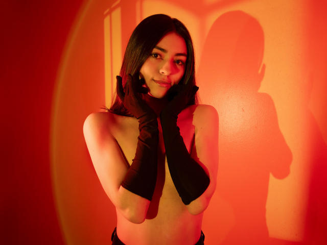 CanelleGarces - Sexe cam en vivo - 25704385