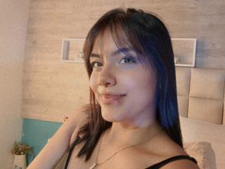 EmilyRobeerts - Live porn &amp; sex cam - 25705505