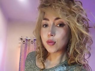 DouceKhrystine - Live sex cam - 25706649