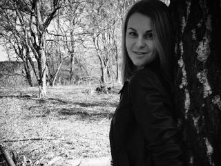 BelleLisaG - Live sex cam - 25710477