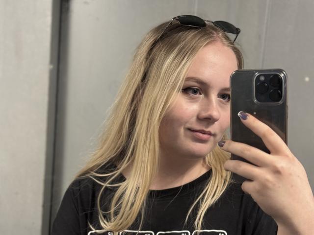 KittyAimee - Live porn &amp; sex cam - 25710805