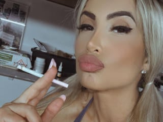 Lellie - Élő pornó és szexkamera - 25713265
