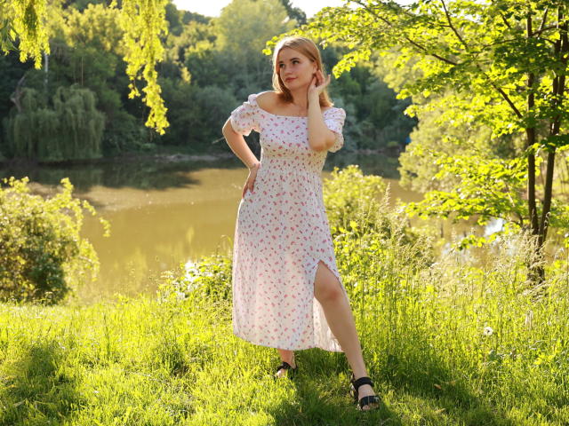 MargaritaKis - Live Sex Cam - 25715229