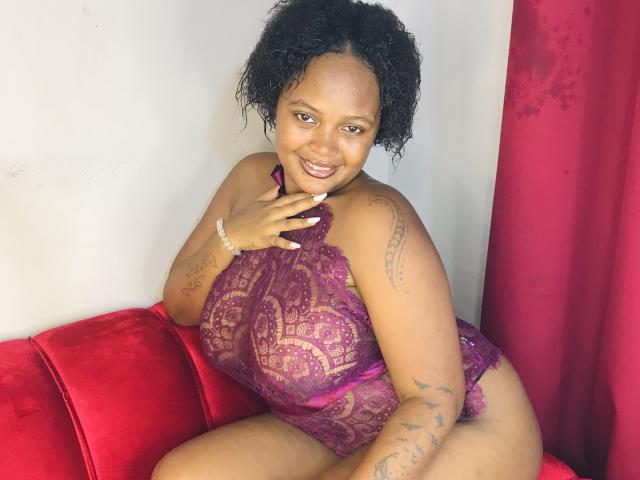 AlyciaLaJolie - Live porn &amp; sex cam - 25716013