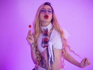 MiaValentine - Live porn &amp; sex cam - 25717437