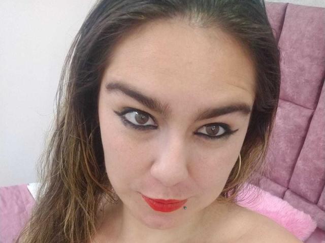 TaylorNova - Live porn &amp; sex cam - 25718229