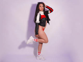 CarolineWill - Élő pornó és szexkamera - 25718485