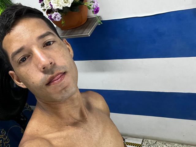 ManoloCardona - Sexe cam en vivo - 25721169