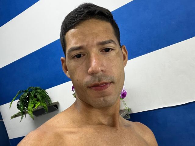 ManoloCardona - Live sex cam - 25721325
