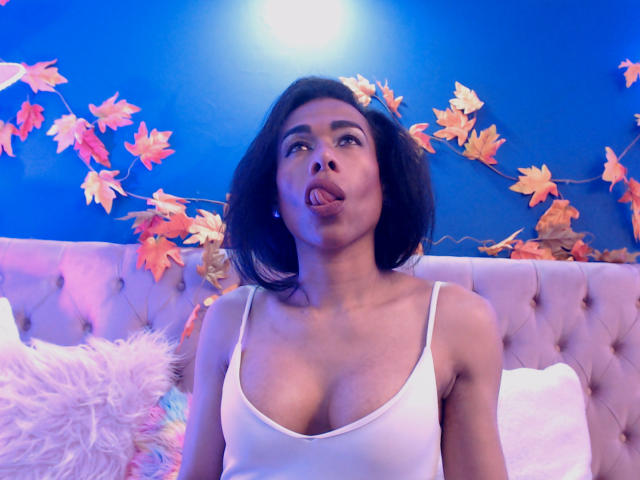 NinaGloom - Live porn &amp; sex cam - 25725629