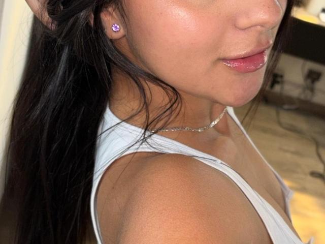 AlessiaFerry - Live porn &amp; sex cam - 25727125