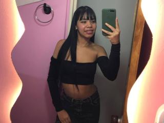 EmaGarces - Live Sex Cam - 25727889