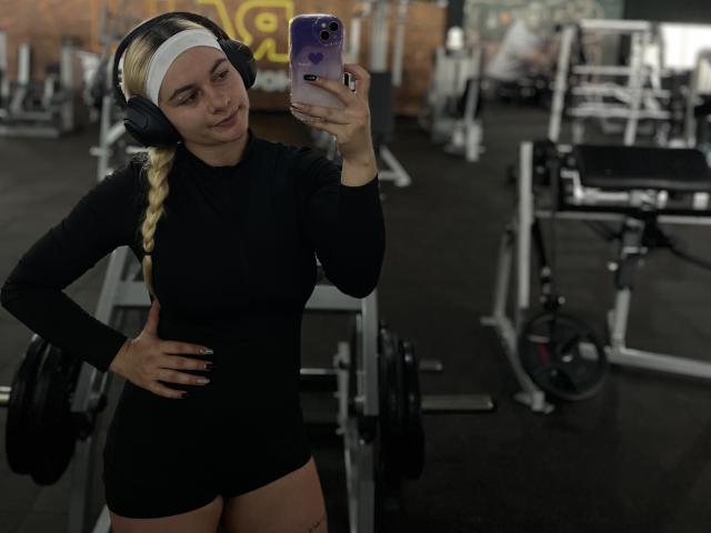 AtheneaRossi - Live porn &amp; sex cam - 25728237