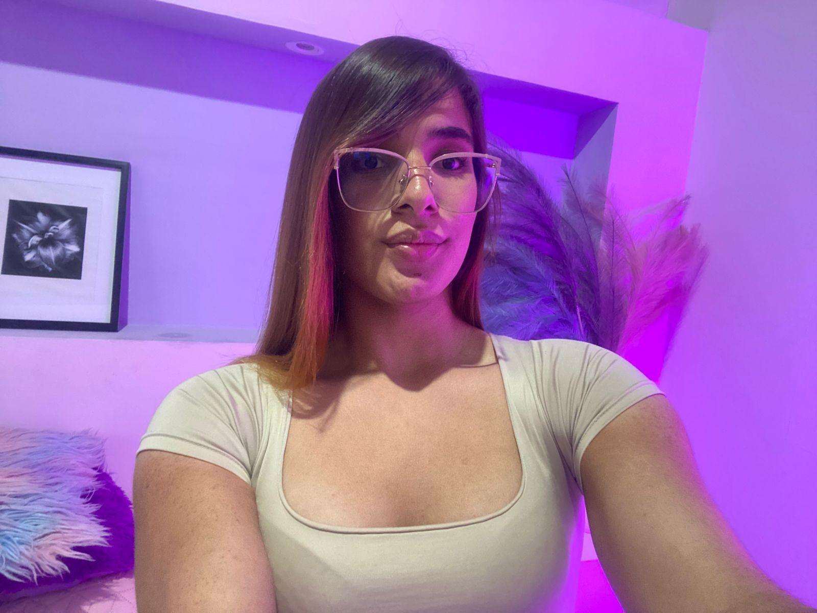 ValenSampaio - Live sex cam - 25728925