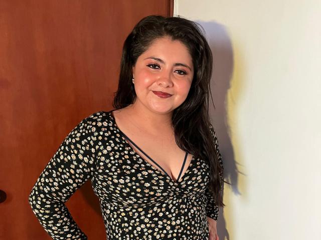 TiffanyAmazing - Live Sex Cam - 25731409