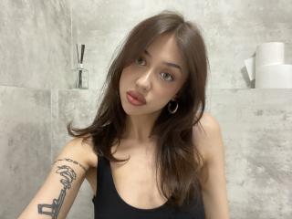 RoxyGlam - Live sex cam - 25733657