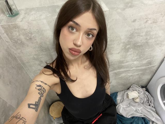 RoxyGlam - Live sex cam - 25733665