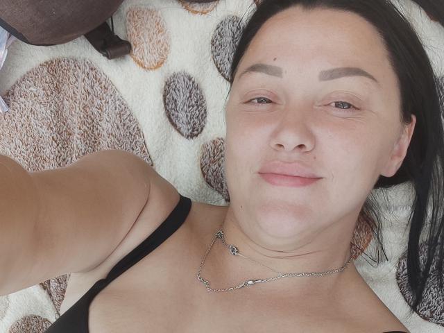 XCrazyBabeX - Live Sex Cam - 25734185