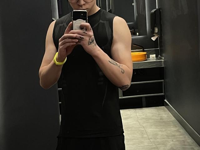 DesireCharlie - Live Sex Cam - 25734893