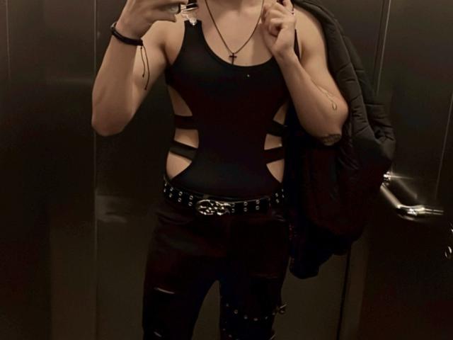 DesireCharlie - Live Sex Cam - 25734897